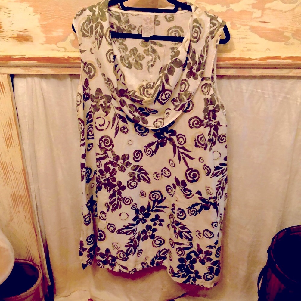 Match point linen tunic